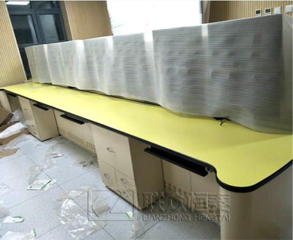 控制台、操作台、调度台、集控中心、太空舱、指挥中心、调度中心、操控台、会议办公桌、定制控制台