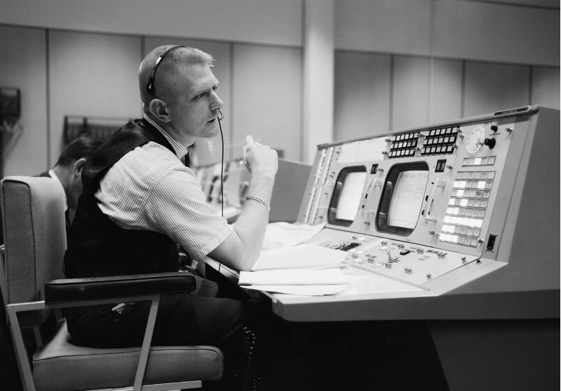 91星空媒传煤在线观看控制台、操作台、调度台、操控台、太空舱、集控中心、指挥中心、调度中心、监控中心、会议办公桌、定制控制台