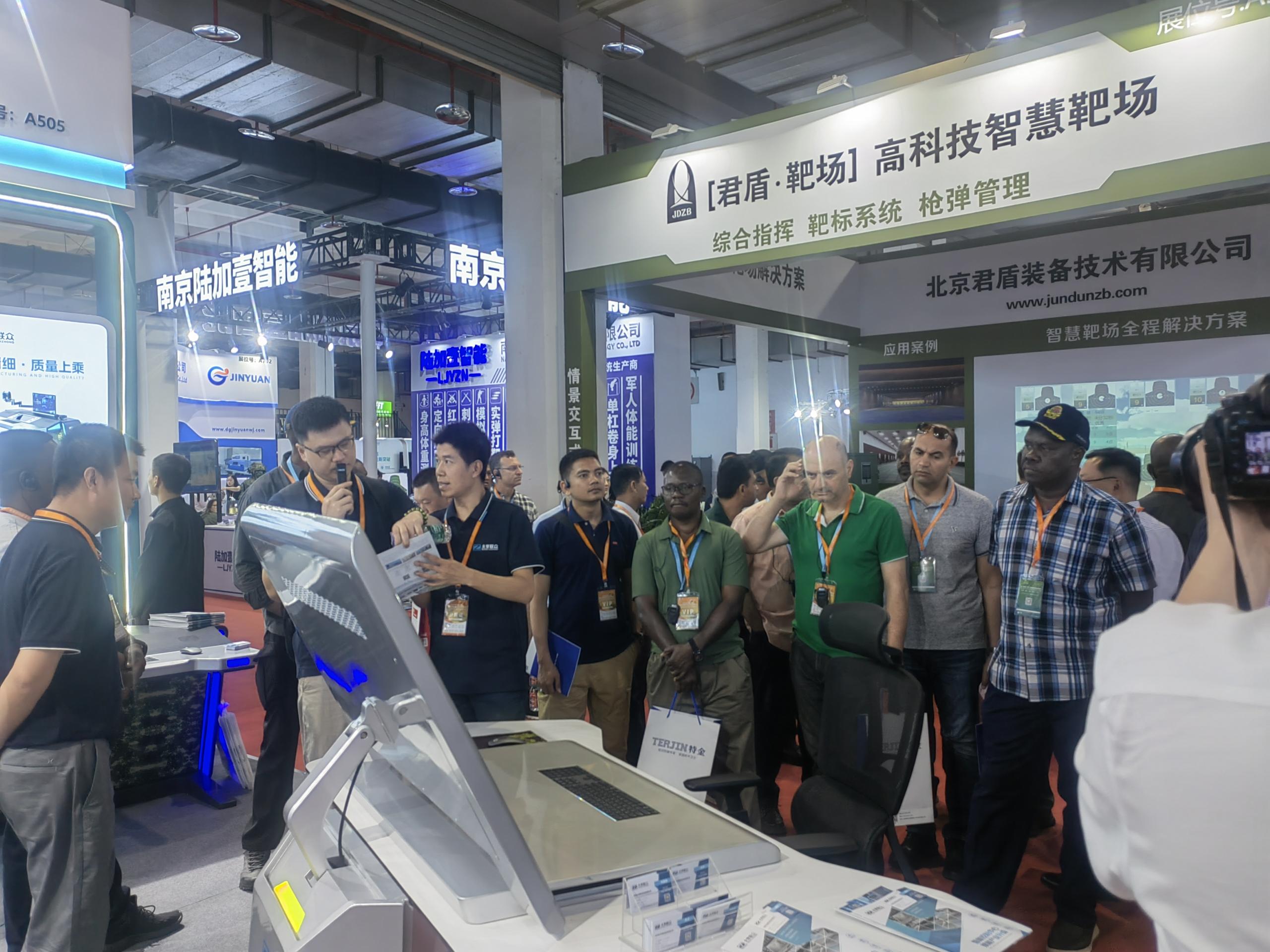 91星空媒传煤在线观看控制台、操作台、调度台、操控台、太空舱、集控中心、指挥中心、调度中心、监控中心、会议办公桌、定制控制台、远程控制舱、智能操作舱、智能驾驶舱、模拟驾驶舱